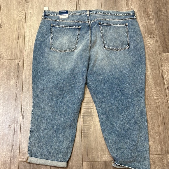 Old Navy size 26 plus size boyfriend mid rise jeans size 26 - Picture 5 of 6